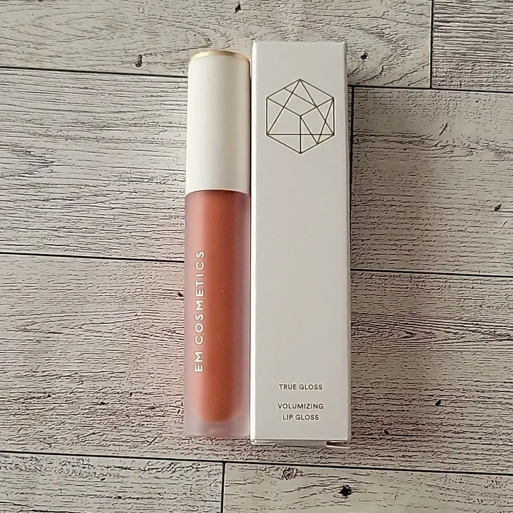 Em Cosmetics True Gloss Volumizing Lip Gloss
